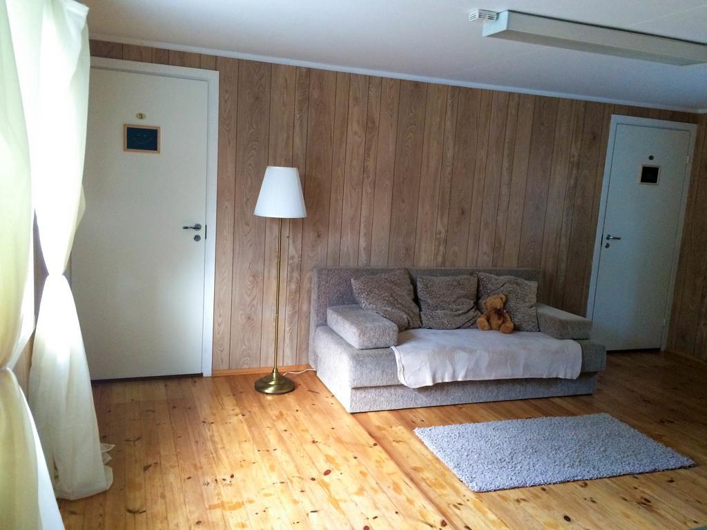 Uusallika Puhkemaja Хаапсалу Екстериор снимка
